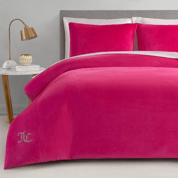 Juicy Couture Hot Pink Velour King Comforter Set 3 Piece Luxury Bedding Ensemble - Picture 1 of 8